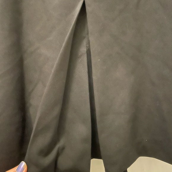 Women’s A line black skirt. Laura petite size 6 small belt accent - Picture 5 of 6